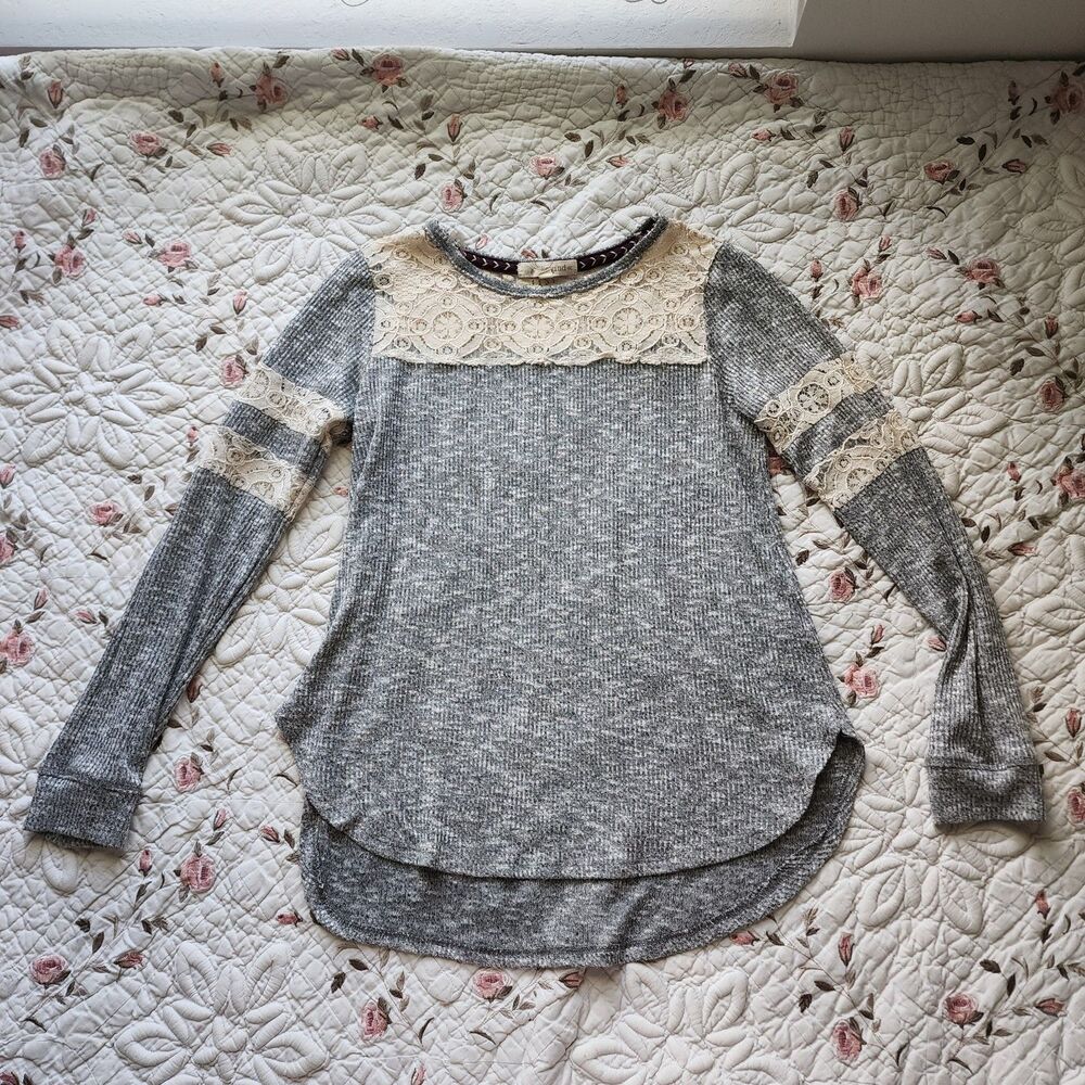 Rewind Gray Lace Trim Long Sleeve Top Shirt Womens Size M High Low Marled Knit